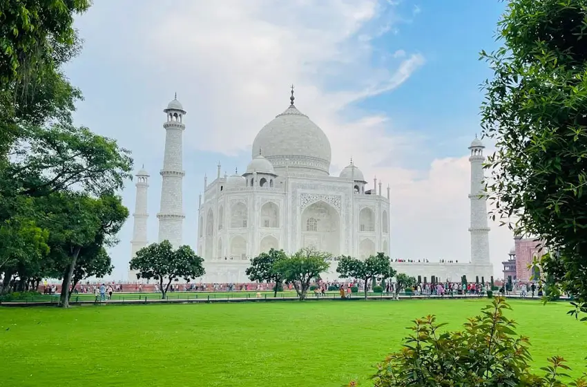 Same Day Agra Taj Mahal Tours from Delhi