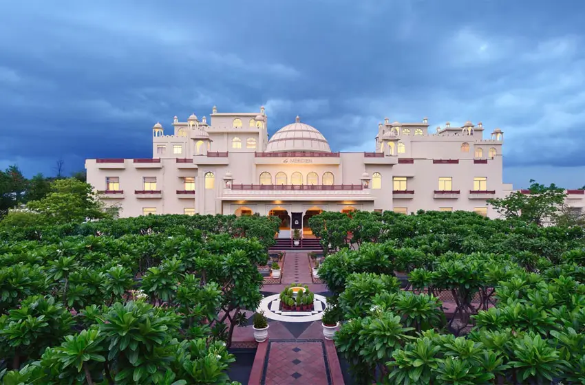 Golden Triangle Tour with Wellness-Focused Hotels
