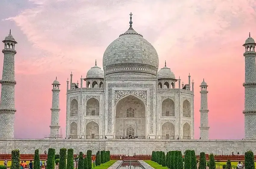 Rajasthan Tour with Taj Mahal & Agra – 10 Days of Heritage, Forts, Palaces & the Icon of Love