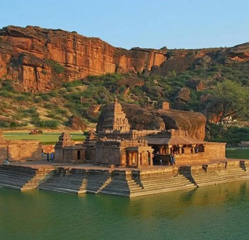 Hidden Gems of South India Luxury Tour | 16 Days Private Journey