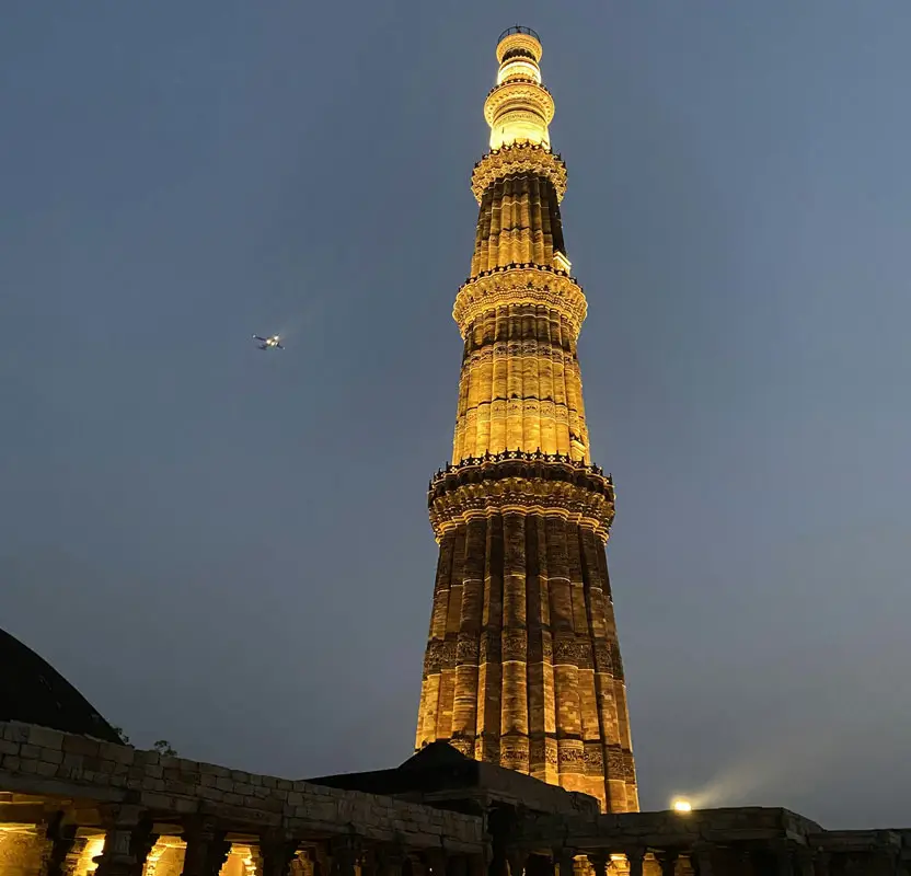 Ultimate Luxury India Tour with Palaces, Tigers, Sacred Varanasi & Kerala Backwaters
