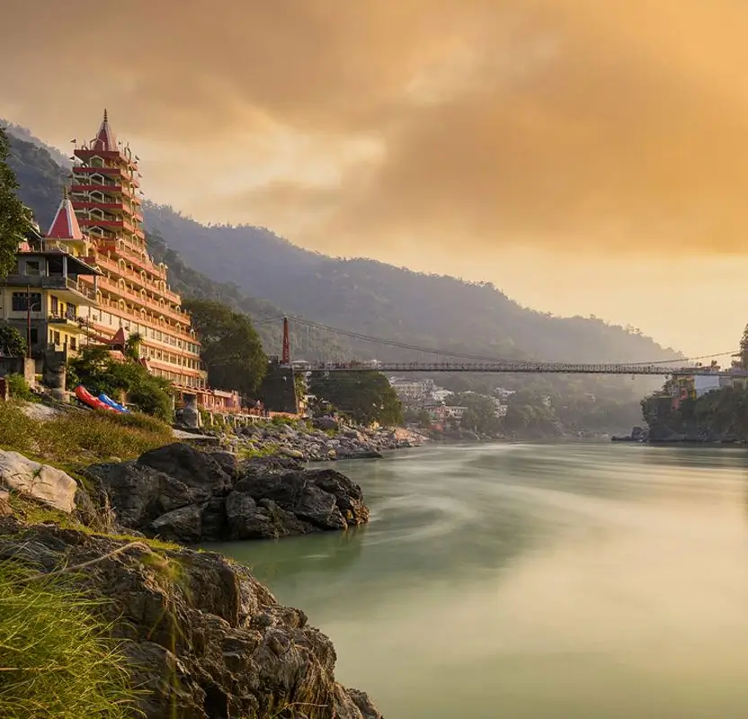 Spiritual Golden Triangle & Sacred Ganges Tour