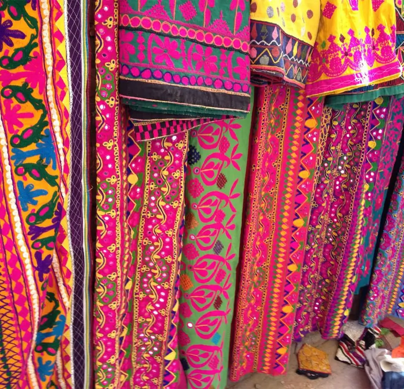 Jaipur Textile & Fabric Shopping Tour | Private Car & Guide for Authentic Fabric Markets