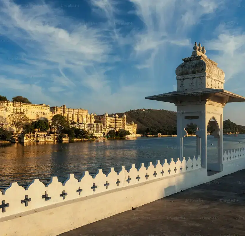 Same Day Udaipur Old City Walking Tour + Sightseeing