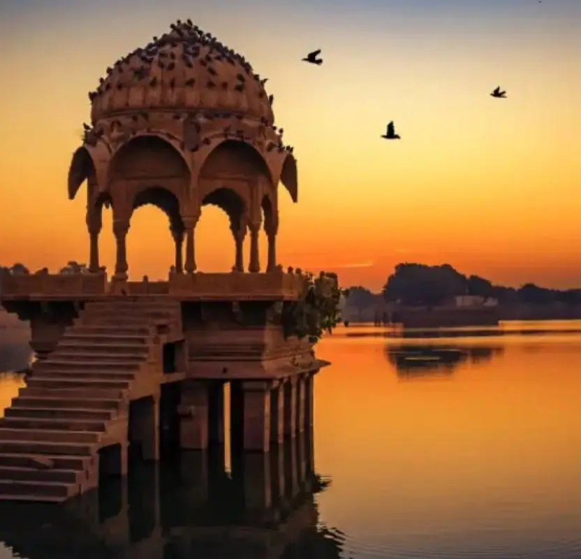 Luxury Golden Triangle Tour with Udaipur Lake Palace | 9 Days Private Luxury India Tour