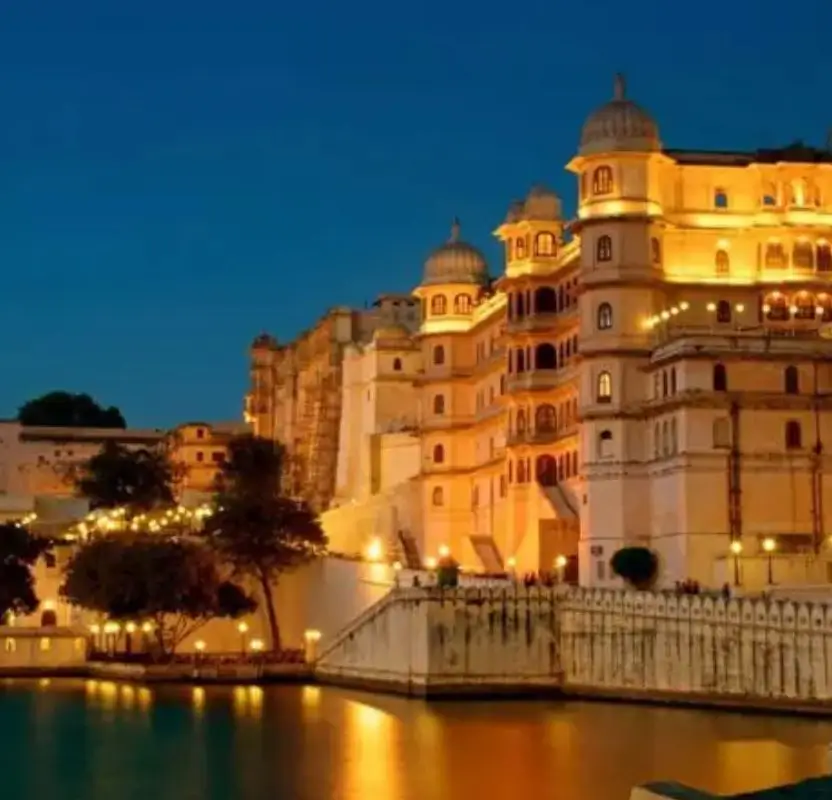 Luxury Golden Triangle Tour with Udaipur Lake Palace | 9 Days Private Luxury India Tour