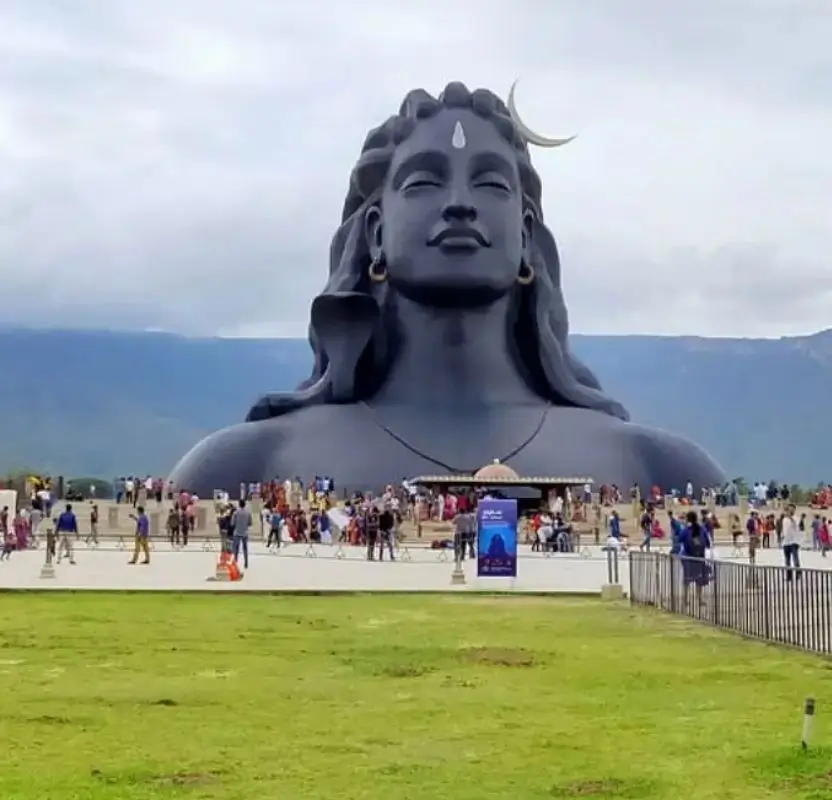 Luxury Nilgiri Mountains & Tea Estates Tour | 9 Days Private Holiday