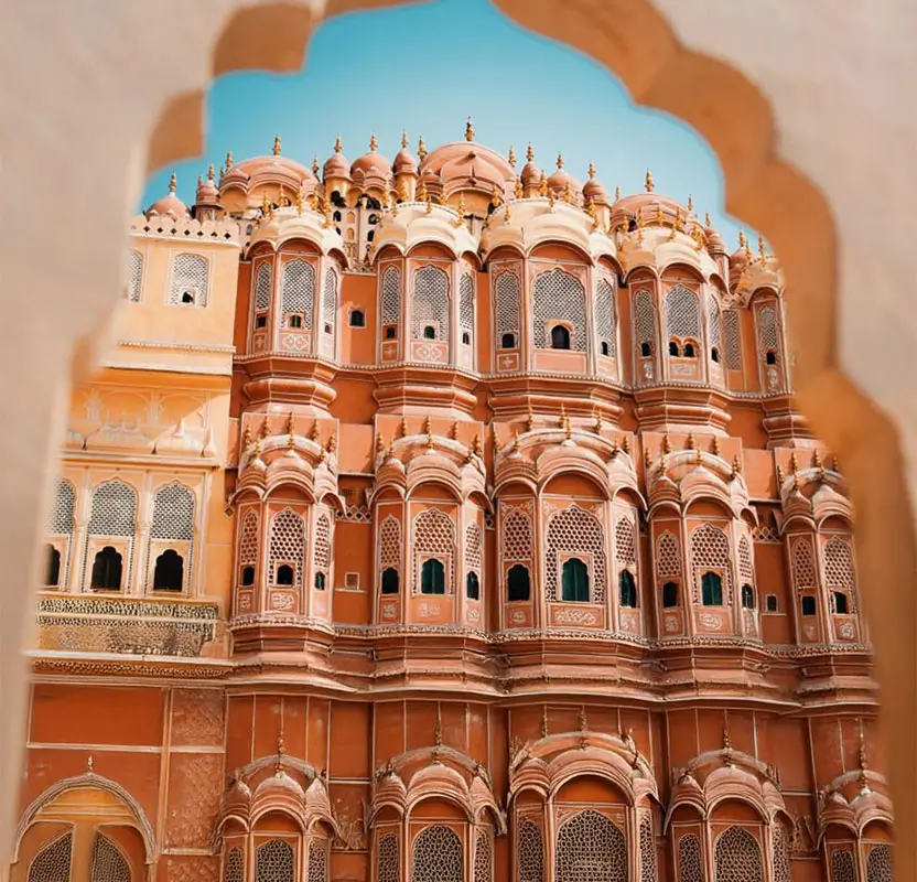 Jaipur Heritage Walking Tour – Pink City Bazaars & Temples
